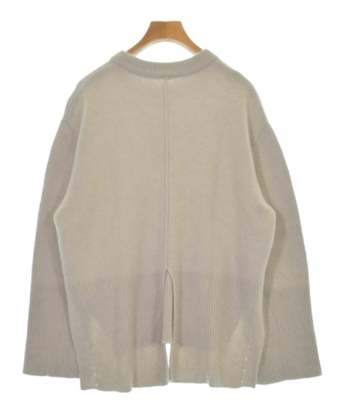 Mila Owen เสื้อกันหนาว