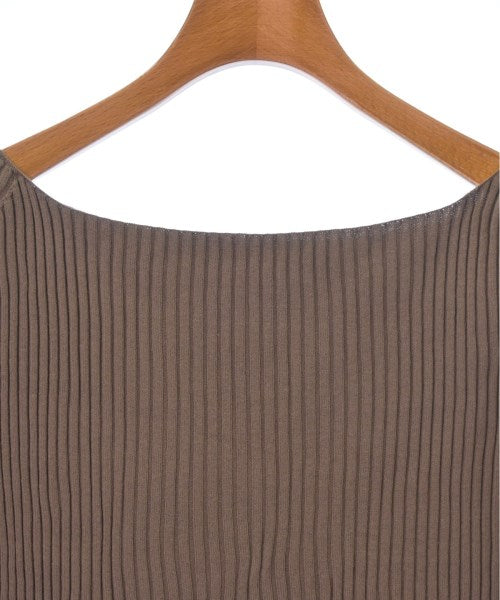 Mila Owen เสื้อกันหนาว