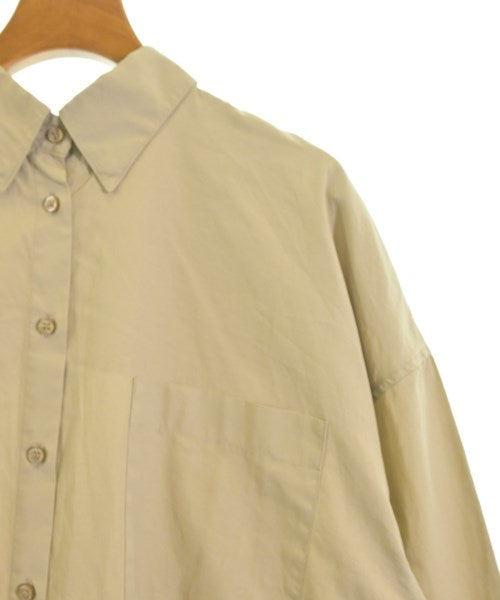 Mila Owen เสื้อสตรี