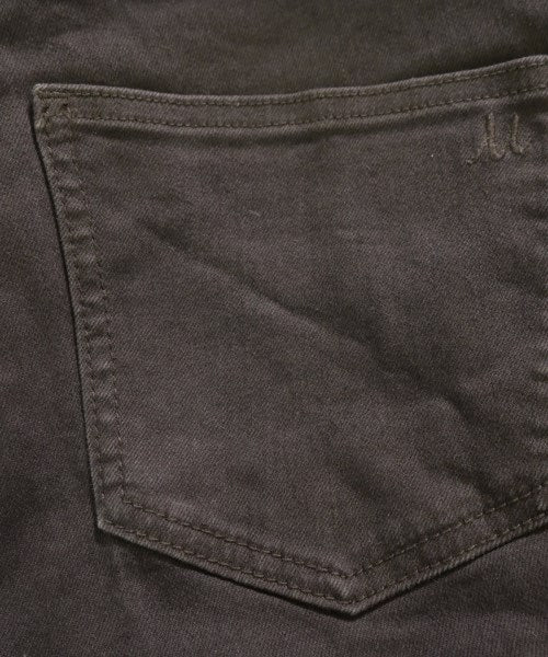 Mila Owen ยีนส์