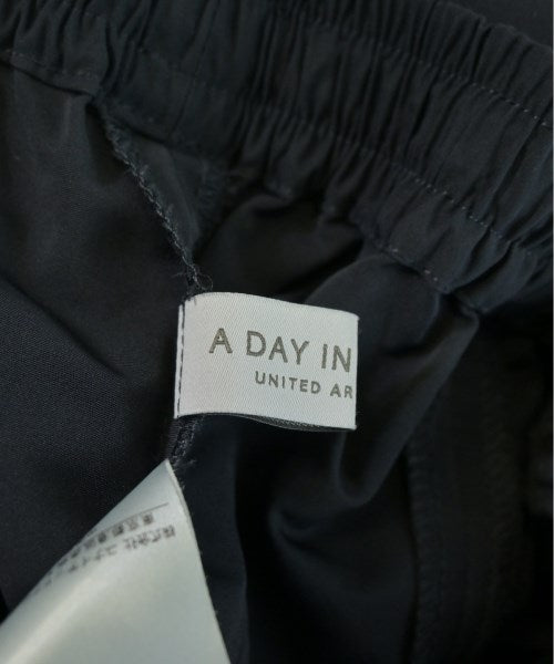 a day in the life UNITED ARROWS กระโปรงยาวถึงเข่า