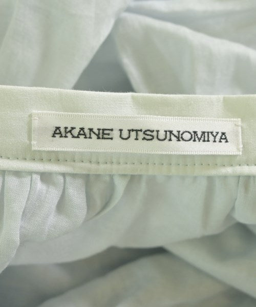 AKANE UTSUNOMIYA กระโปรงยาวถึงเข่า