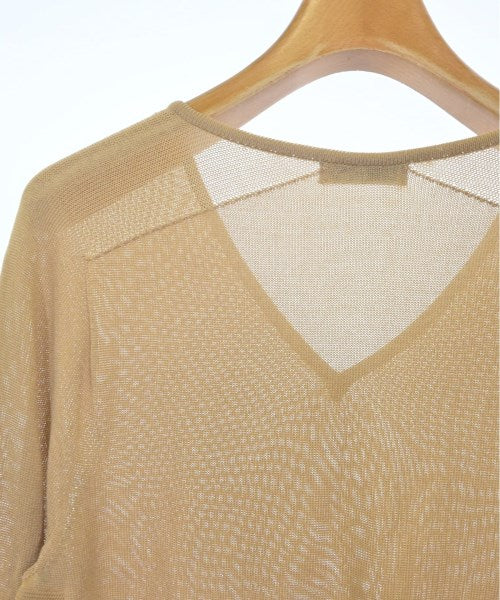 BEATRICE เสื้อกันหนาว