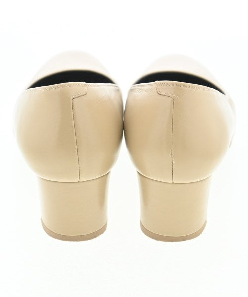 NT รองเท้าส้นสูง