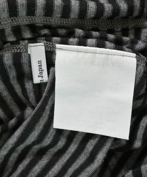 nonnative เสื้อยืด/เสื้อท็อปส์
