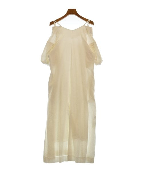 emmi atelier ชุดเดรส