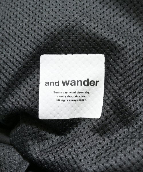 and wander กางเกง อื่น
