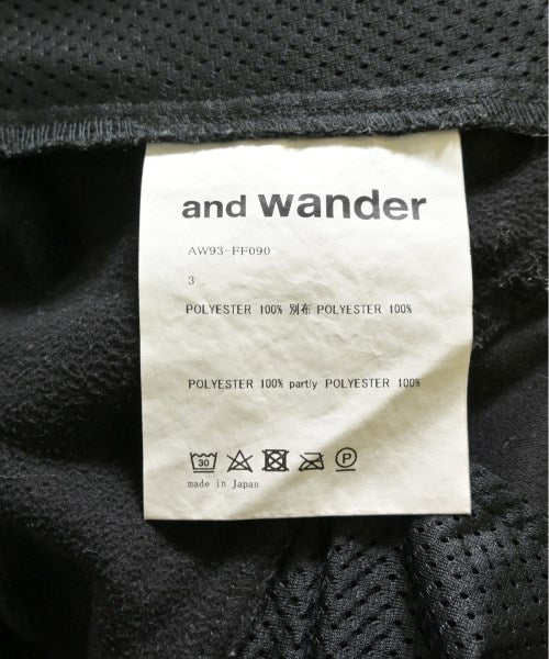 and wander กางเกง อื่น