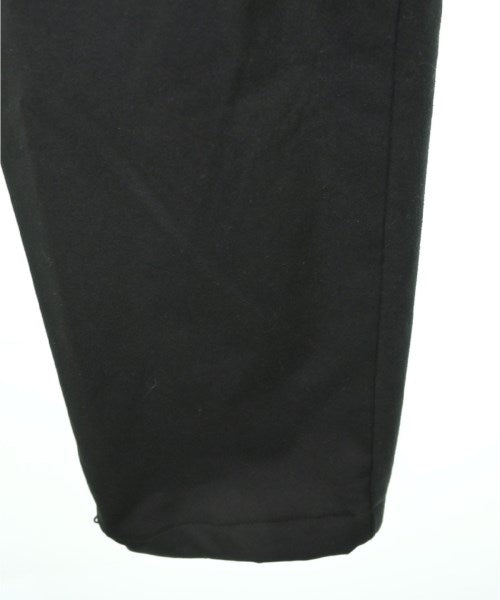 and wander กางเกง อื่น