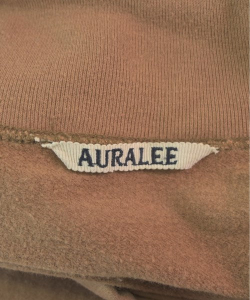 AURALEE เสื้อยืด/เสื้อท็อปส์