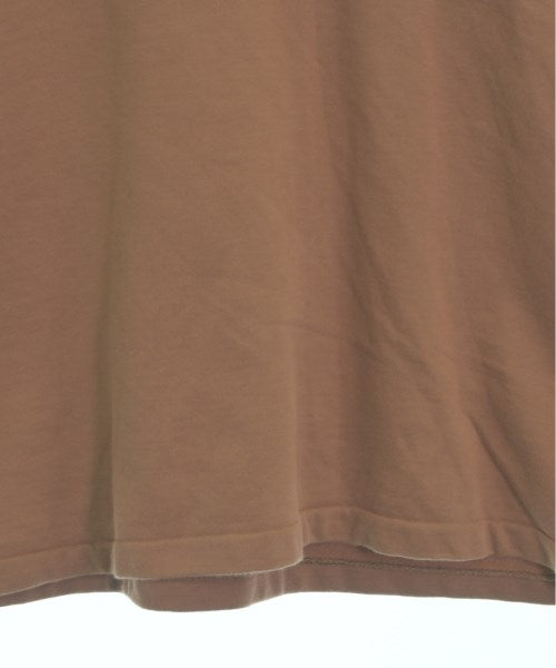 AURALEE เสื้อยืด/เสื้อท็อปส์