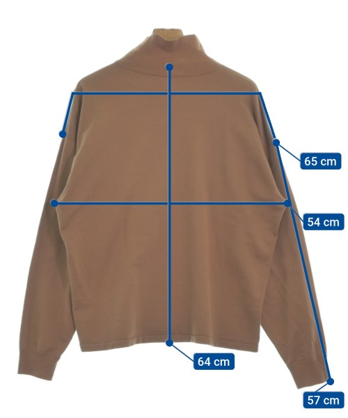 AURALEE เสื้อยืด/เสื้อท็อปส์