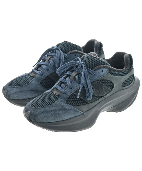 AURALEE รองเท้าผ้าใบ