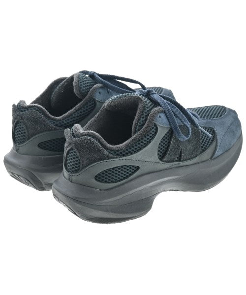 AURALEE รองเท้าผ้าใบ