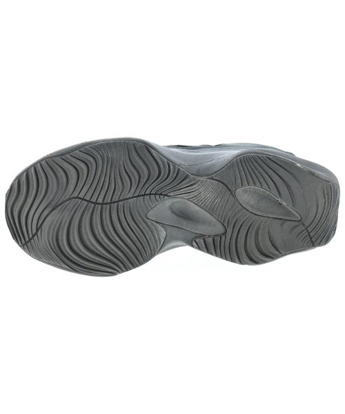 AURALEE รองเท้าผ้าใบ