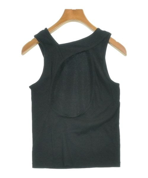 Chika Kisada เสื้อกล้าม