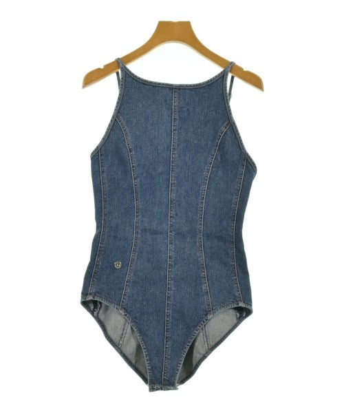 Chika Kisada เสื้อลำลอง