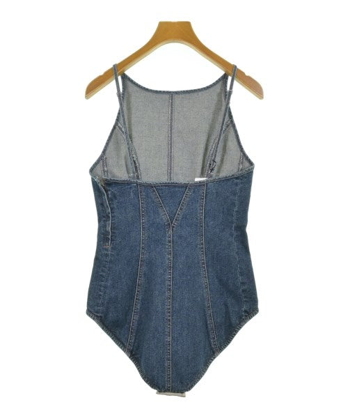 Chika Kisada เสื้อลำลอง