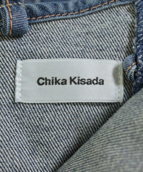 Chika Kisada เสื้อลำลอง