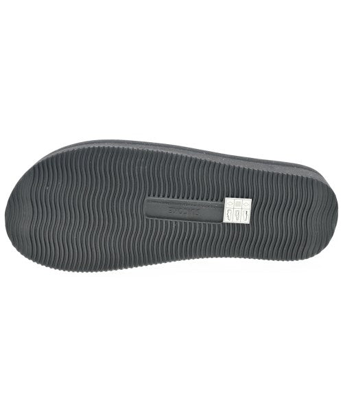 TOGA รองเท้าแตะ