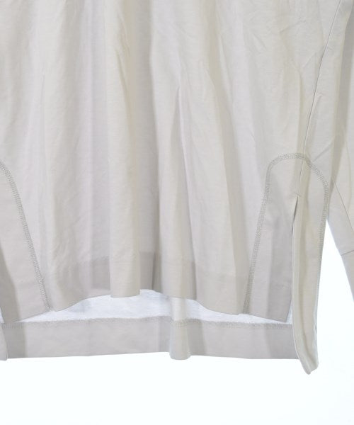 Gabardine K.T เสื้อยืด/เสื้อท็อปส์