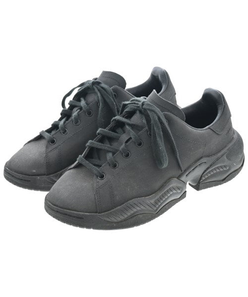 OAMC รองเท้าผ้าใบ