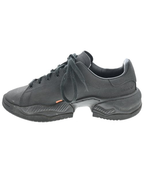 OAMC รองเท้าผ้าใบ