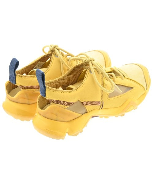 OAMC รองเท้าผ้าใบ