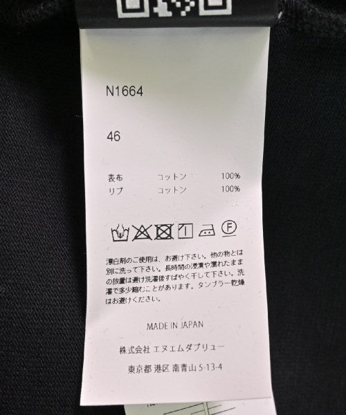 NEON SIGN เสื้อยืด/เสื้อท็อปส์