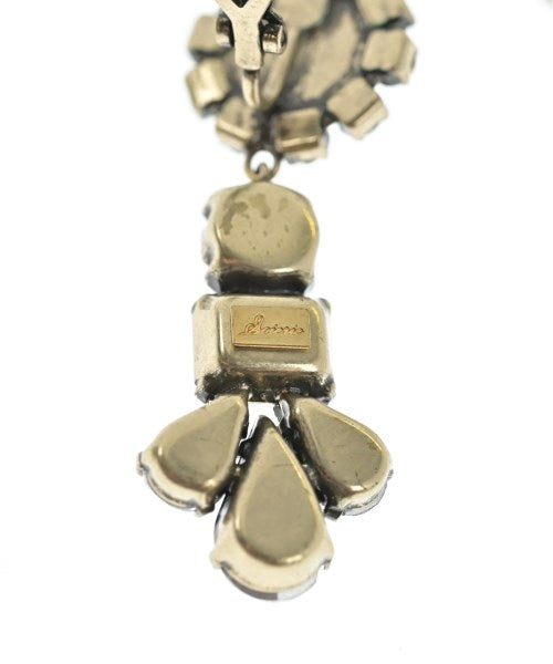 Soierie เจาะ