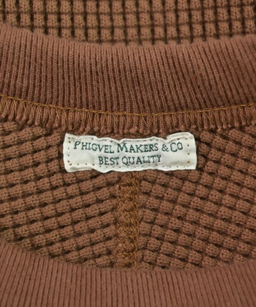 PHIGVEL เสื้อยืด/เสื้อท็อปส์