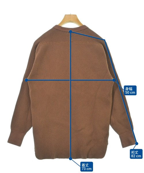 PHIGVEL เสื้อยืด/เสื้อท็อปส์