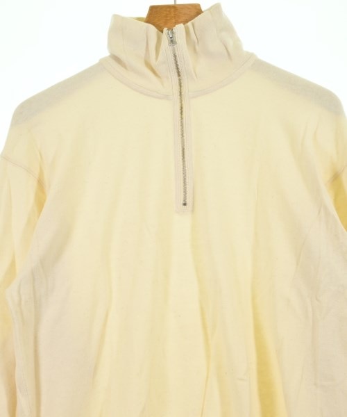 PHIGVEL เสื้อยืด/เสื้อท็อปส์