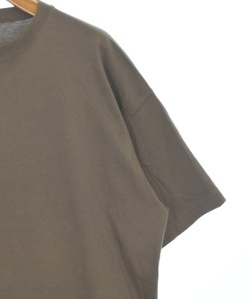 PHIGVEL เสื้อยืด/เสื้อท็อปส์