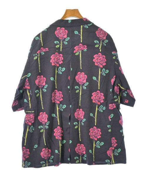 Sasquatchfabrix. เสื้อลำลอง