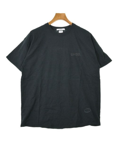 UN3D. เสื้อยืด/เสื้อท็อปส์