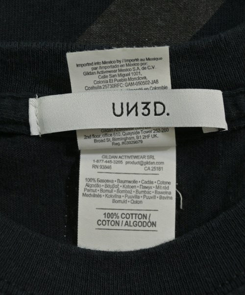 UN3D. เสื้อยืด/เสื้อท็อปส์