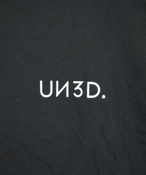 UN3D. เสื้อยืด/เสื้อท็อปส์
