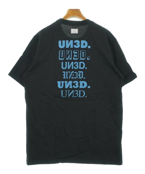 UN3D. เสื้อยืด/เสื้อท็อปส์