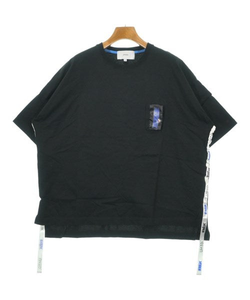 UN3D. เสื้อยืด/เสื้อท็อปส์