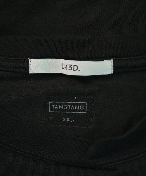 UN3D. เสื้อยืด/เสื้อท็อปส์