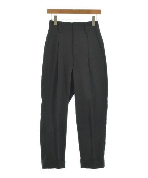 UN3D. กางเกงขายาว