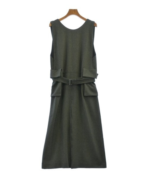 nota della mano sinistra ชุดเดรส