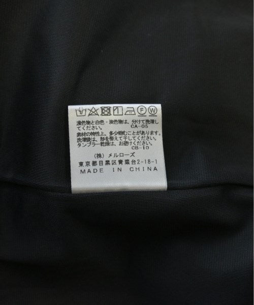 nota della mano sinistra ชุดเดรส