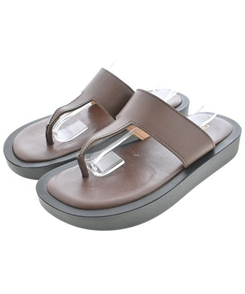 CAMINANDO รองเท้าแตะ