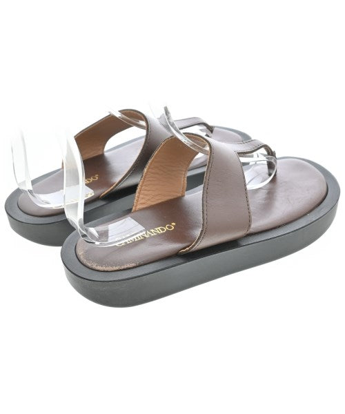 CAMINANDO รองเท้าแตะ