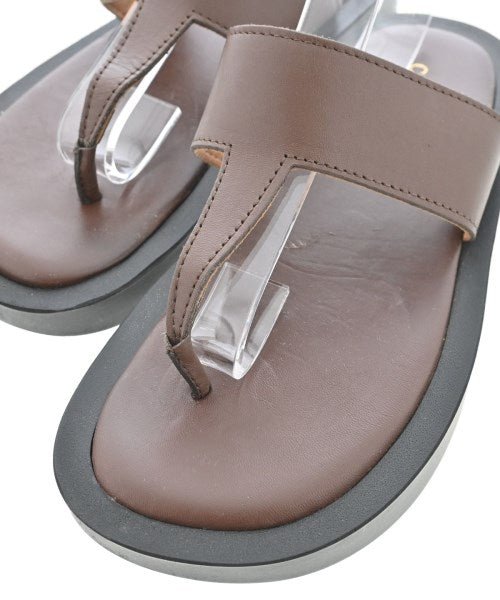 CAMINANDO รองเท้าแตะ