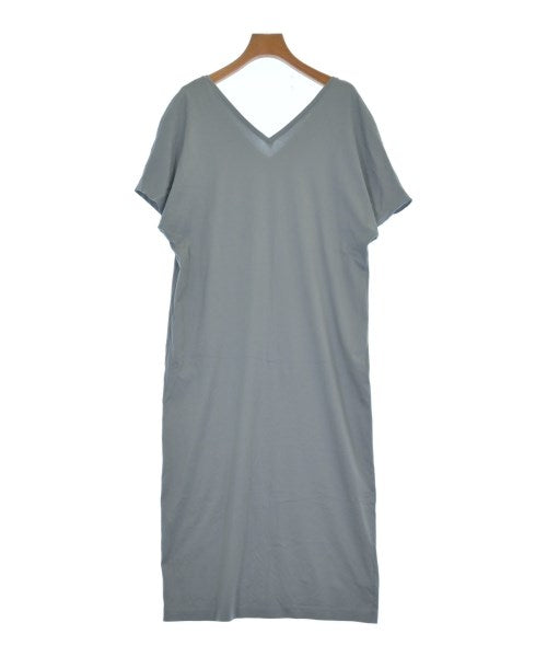 ATON ชุดเดรส