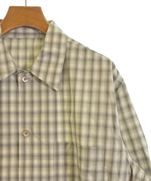 URU เสื้อลำลอง