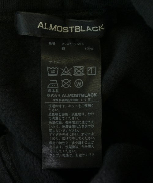 ALMOSTBLACK เสื้อยืด/เสื้อท็อปส์